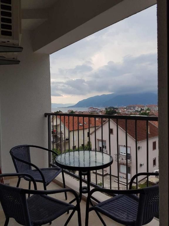 Апартаменты Apartment Lena Тиват-30