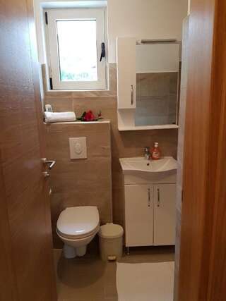 Апартаменты Apartment Lena Тиват Апартаменты с 3 спальнями-21